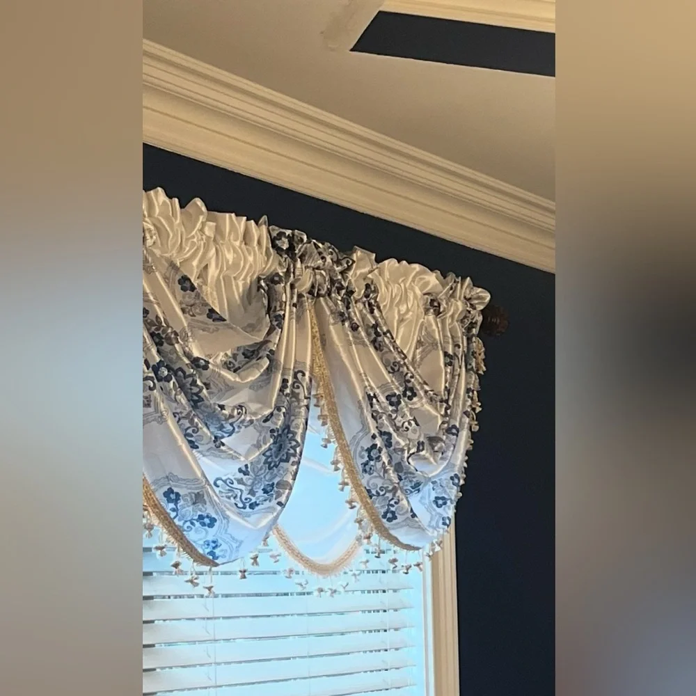 Elegant Waterfall Valance (window curtains) – Navy, White & Gold